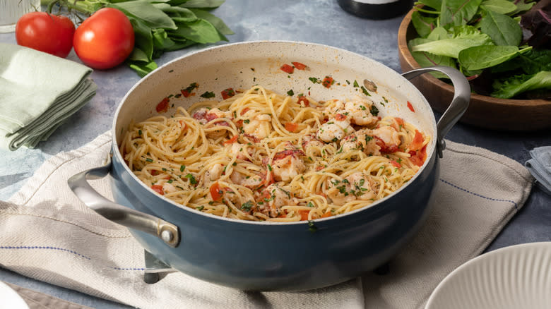 lobster spaghetti in pan