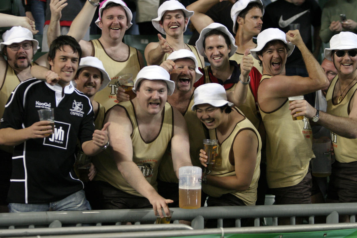 Los aficionados al Rugby consumieron dos millones de litros en el Mundial de Inglaterra 2015. (Getty Images)