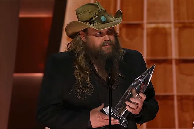 <p>abc</p> Chris Stapleton wins male vocalist of the year at the CMA Awards
