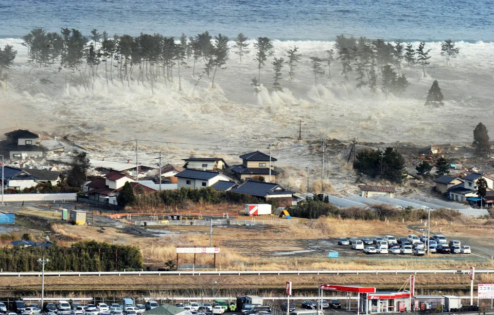 El gran tsunami provocado por el terremoto de Jap&#xf3;n en 2011 | Reuters/Kyodo