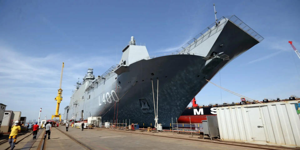 TCG Anadolu, das größte Kriegsschiff der Türkei, in Istanbul im September 2022. - Copyright: Isa Terli/Anadolu Agency via Getty Images