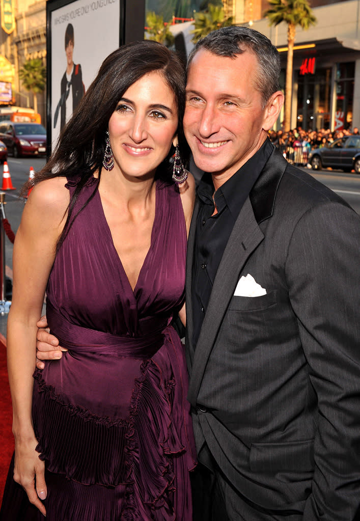 17 Again LA Premiere 2009 Adam Shankman Jennifer Gibgot