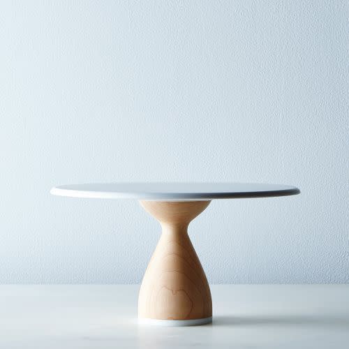 8) Maple Wooden Cake Stand