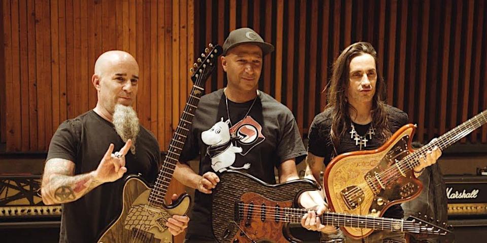 Scott Ian, Tom Morello, and Nuno Bettencourt