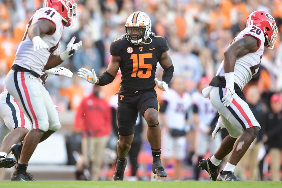 Tennessee linebacker Kwauze Garland (15) runs on the field during an SEC football homecoming game between the Tennessee Volunteers and the Georgia Bulldogs in Neyland Stadium in Knoxville on Saturday, Nov. 13, 2021.