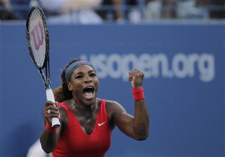 Serena Williams of the U.S. celebrates after defeating Li Na of China at the U.S. Open tennis championships in New York September 6, 2013. REUTERS/Eduardo Munoz