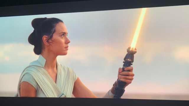 Star Wars Force Awakens Rey Luke Pint Glass Set in Blue Stylin Online