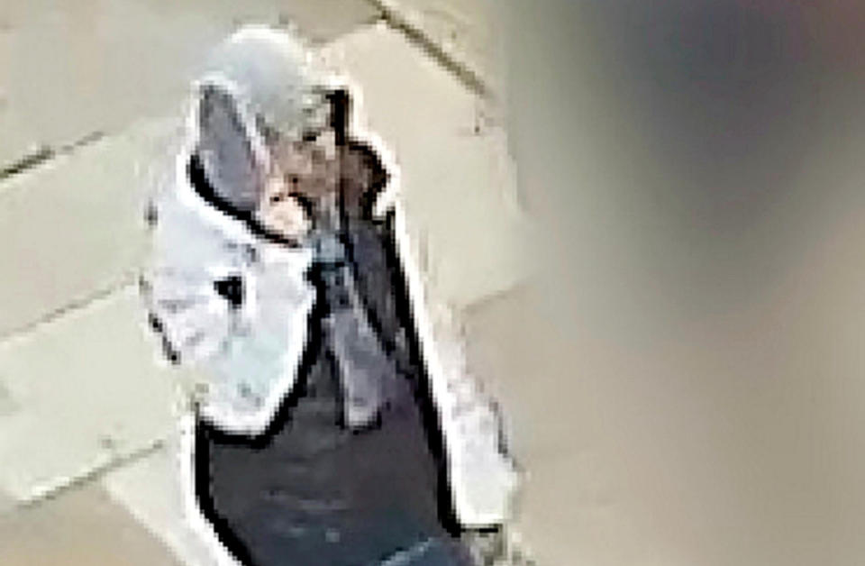 Police want to speak to this male following the incident in Streatham (Picture: SWNS)