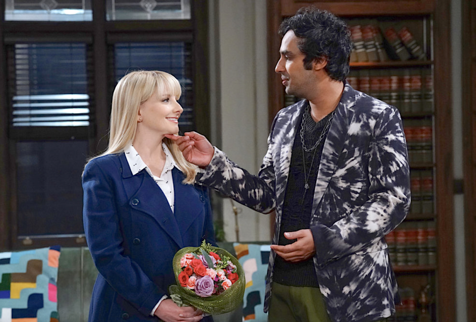 Night Court Melissa Rauch Kunal Nayyar