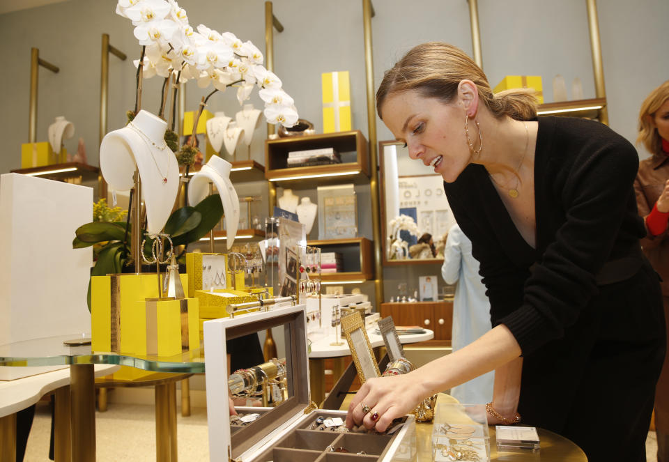 NEW YORK, NY - DECEMBER 4:  Brooklyn Decker mingles with guests at Brooklyn Decker hosts Finery Styling Event at Kendra Scott SoHo on December 4, 2018 in New York City. (Photo by Thos Robinson/Getty Images for Kendra Scott and Finery)