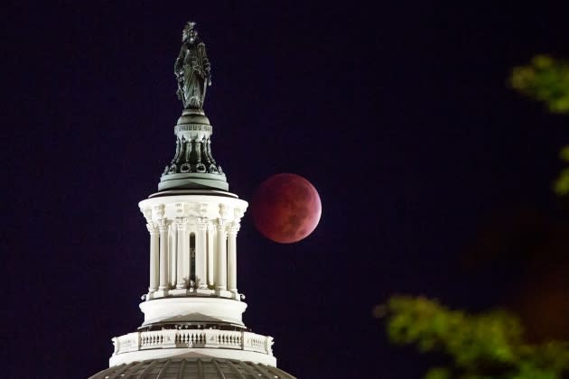 election-astrology-blood-moon-eclipse.jpg USA - Full Total Lunar Eclipse - Credit: Brooks Kraft LLC/Corbis/Getty Images