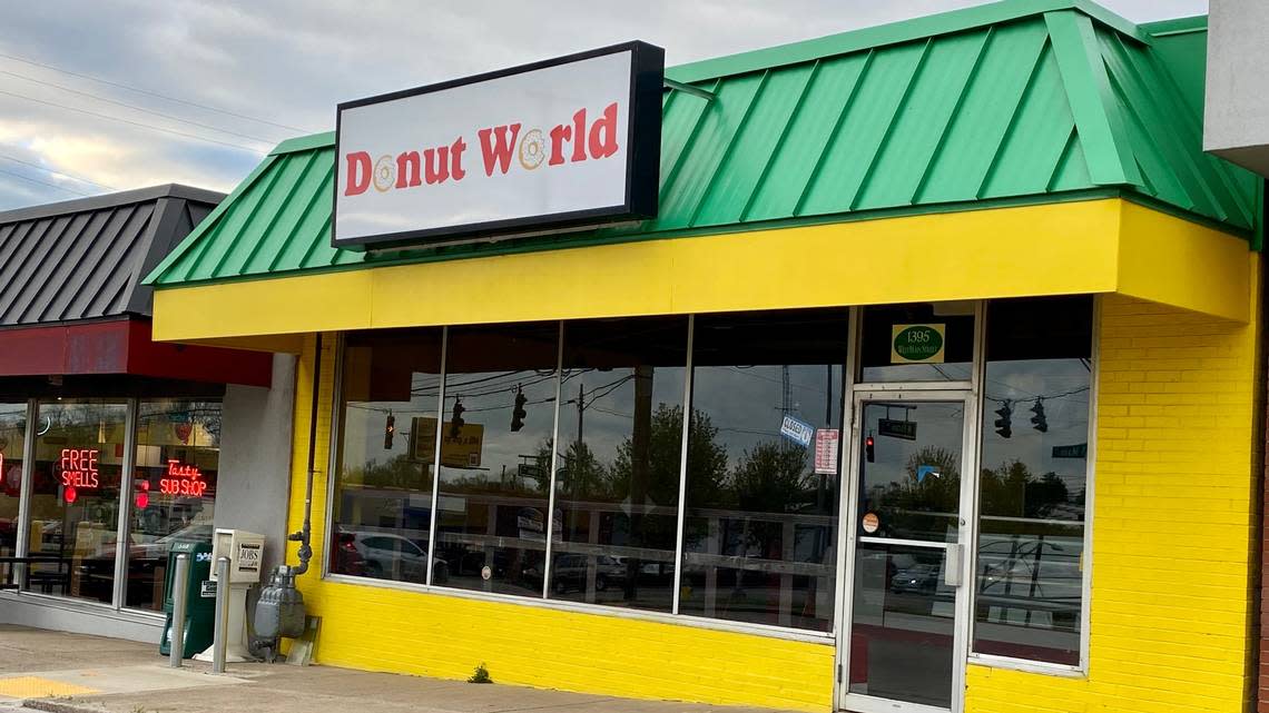 Donut World, a new bakery, opened April 15, 2023, in the Lexington’s Meadowthorpe neighborhood at 1395 W. Main St. Brian Simms/bsimms@herald-leader.com