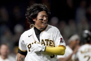 Ji-Hwan Bae Signs With The Pirates