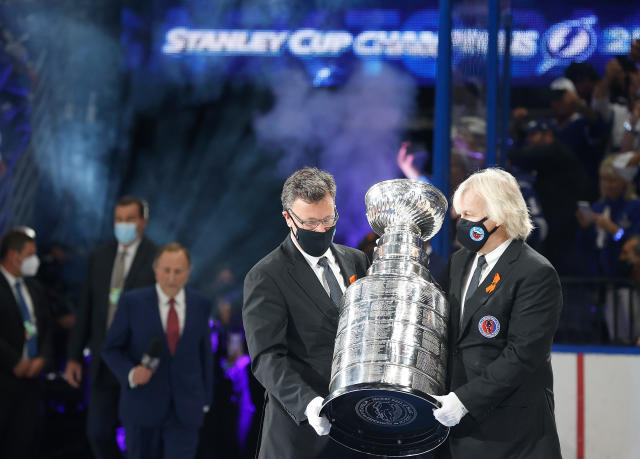 The Stanley Cup issues warning to Tom Brady