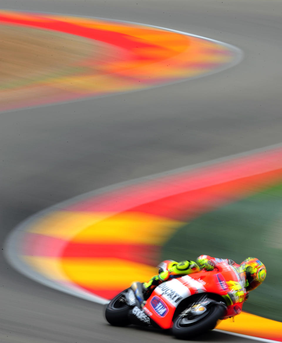 El piloto italiano Valentino Rossi, durante el Gran Premio de Aragón de motociclismo en el trazado Motorland de Alcaniz, España, el 18 de septiembre. AP/Manu Fernandez