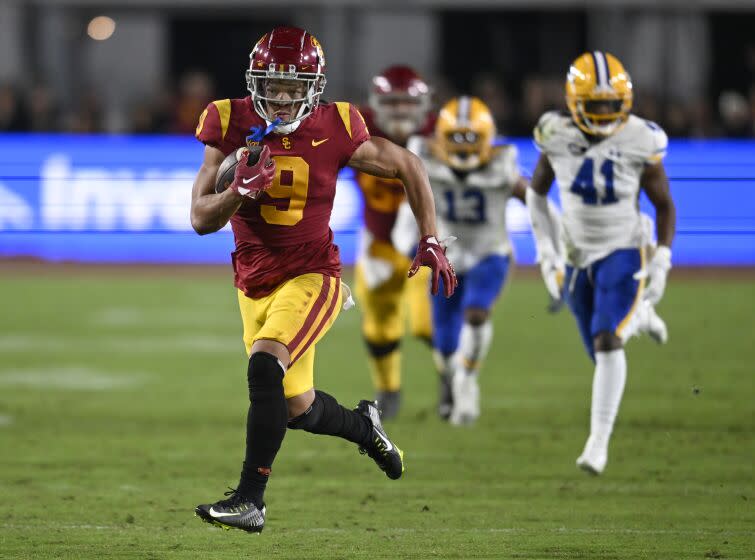 USC wide receiver Michael Jackson III breaks away for a touchdown against California.