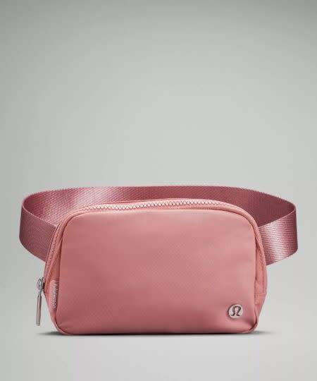 lululemon belt bag pink