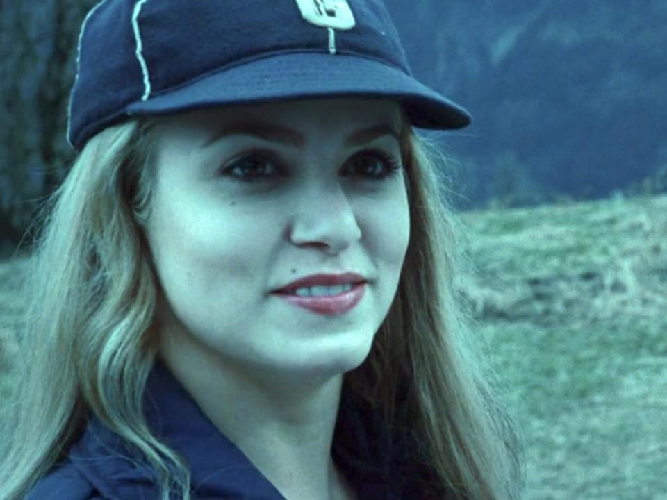 twilight baseball scene rosalie esme