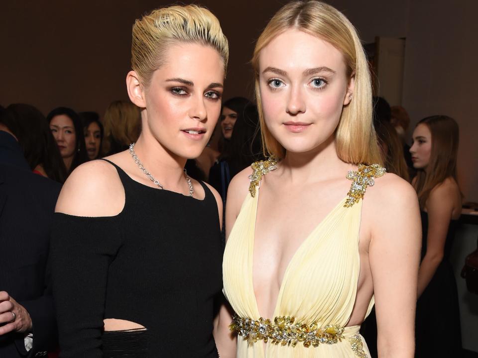 kristen stewart dakota fanning