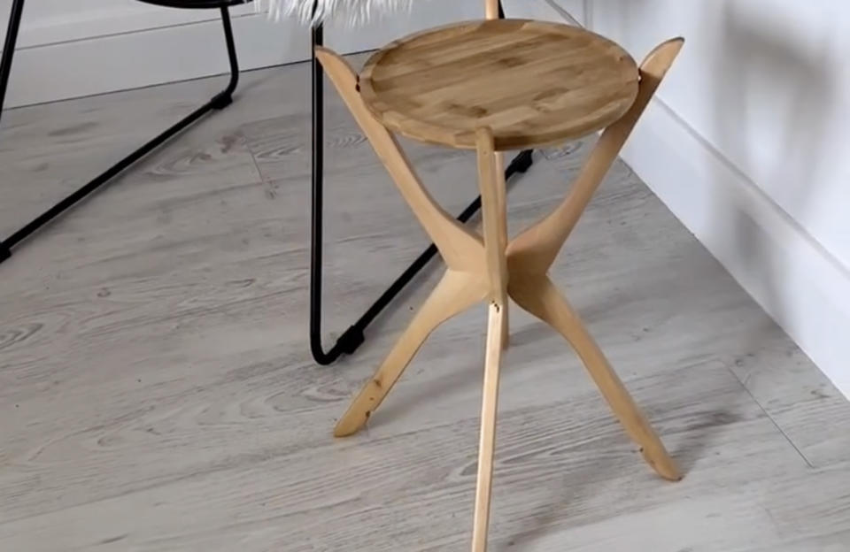 DIY : de cintres en bois à objets déco