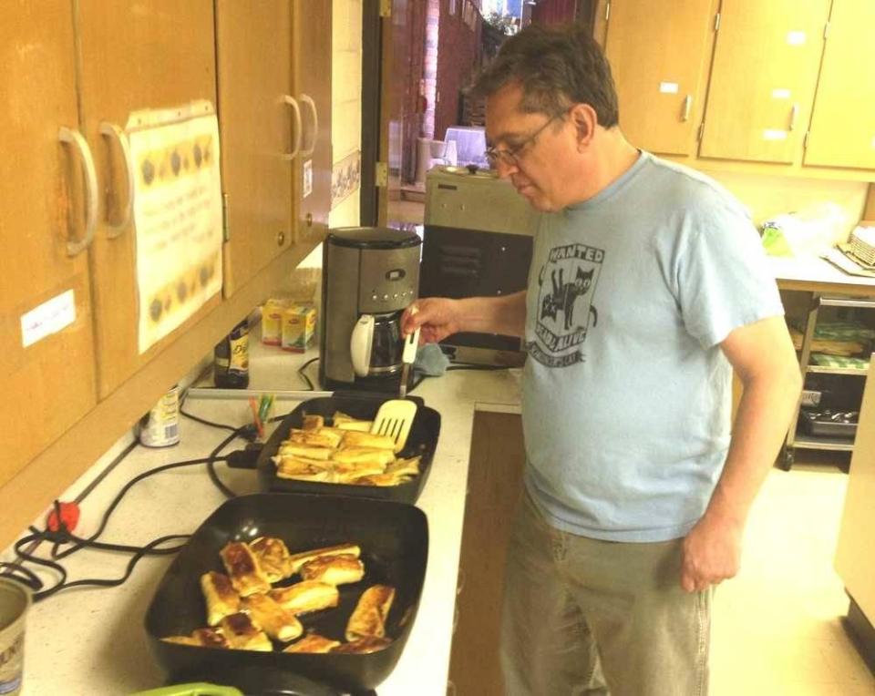 Temple Beth Sholom's Dan Katz prepared blintzes for the temple's annual Blintze Brunch in 2016. This year's Blintze Brunch will be a curbside event taking place Sunday, with orders being due by Saturday.