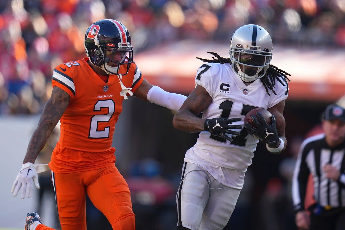 DEP-NFL RAIDERS-BRONCOS (AP)