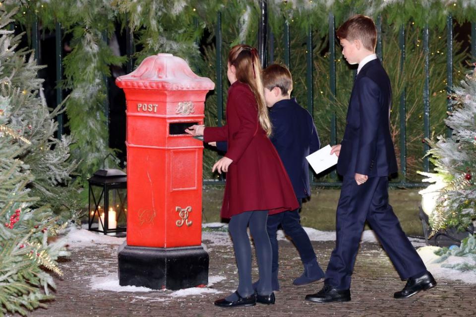 princess charlotte, prince louis and prince george post letters to santa