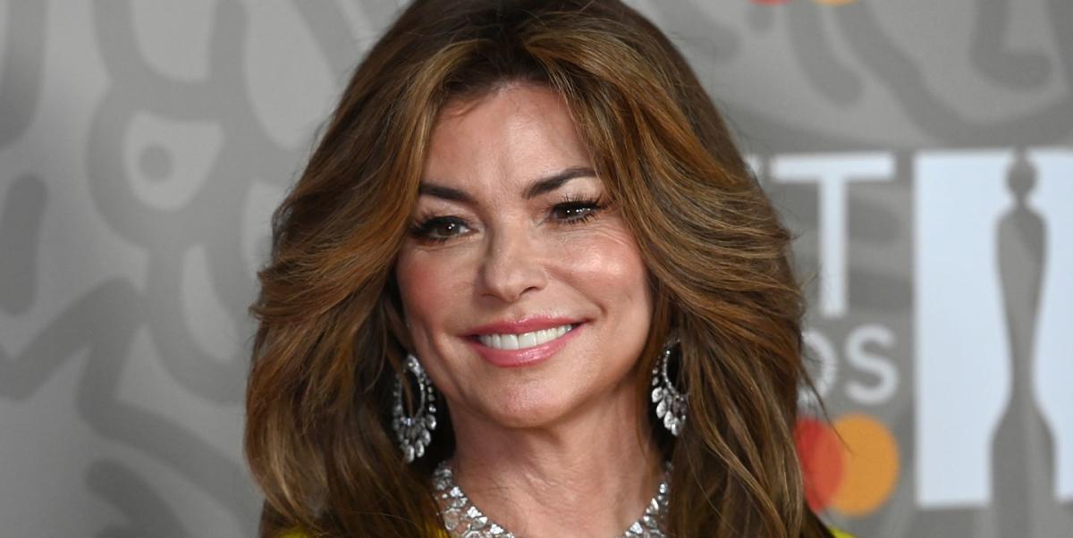 Shania Twain, 57, looks phenomenal in skin-tight hot pants during