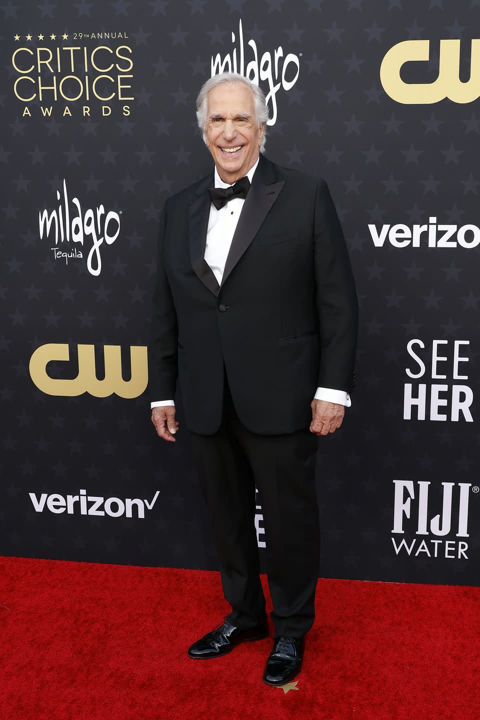 santa monica, california january 14 henry winkler attends the 29th annual critics choice awards at barker hangar on january 14, 2024 in santa monica, california photo by frazer harrisongetty images