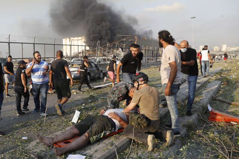 2020年8月4日，黎巴嫩首都貝魯特發生大爆炸，造成慘重死傷（AP）