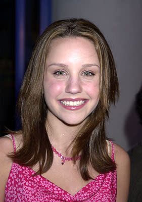 Amanda Bynes at the Hollywood premiere of Josie and the Pussycats