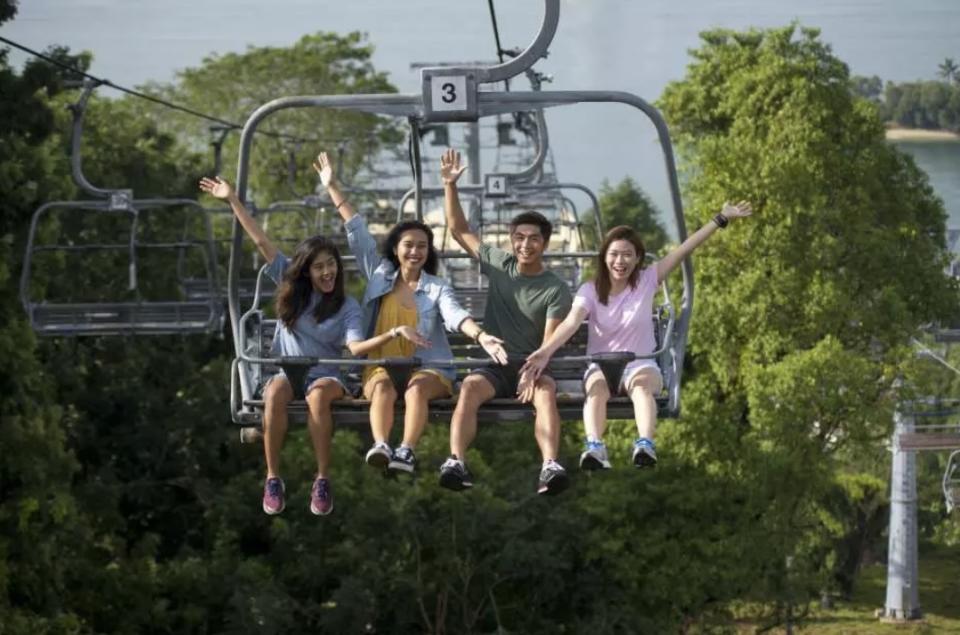 新加坡旅遊｜聖淘沙斜坡滑車門票優惠89折！人均$158起玩盡天際線斜坡滑車＋坐空中吊椅