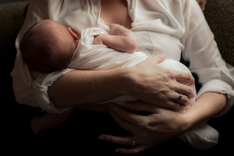 Einer Mutter wurde es untersagt, in der Kirche zu stillen. (Symbolbild: Getty Images)