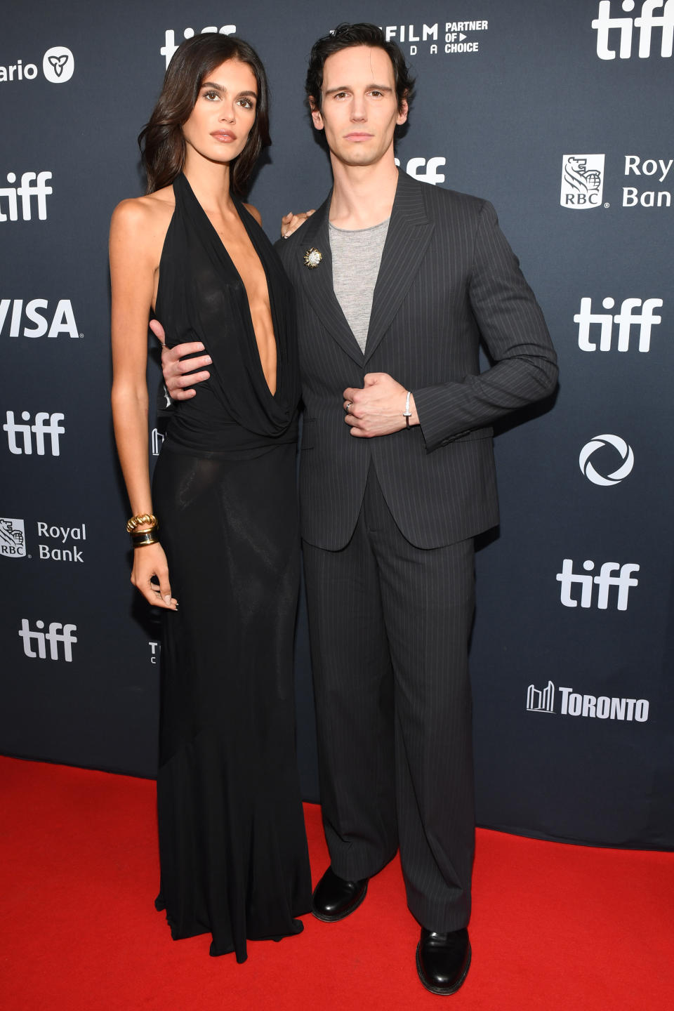 Kaia Gerber and Cory Michael Smith at the premiere of Saturday Night during the 2024 Toronto International Film Festival at Royal Alexandra Theatre on Sept. 10. (Photo by Sonia Recchia/Getty Images)