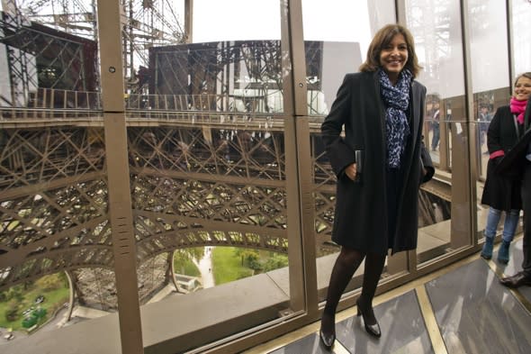 Eiffel Tower's terrifying new glass floor unveiled