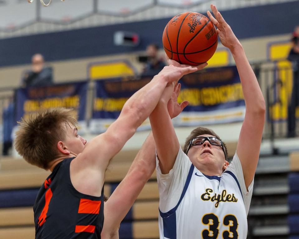 Hartland's Layne Broker (33) scored a team-high 10 points before fouling out early in the fourth quaretr of a 42-39 loss to Northville Tuesday, Jan. 16, 2024.