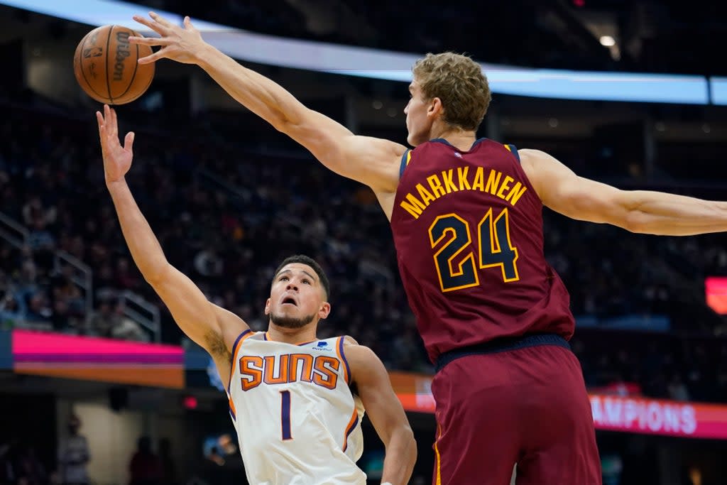 SUNS-CAVALIERS (AP)