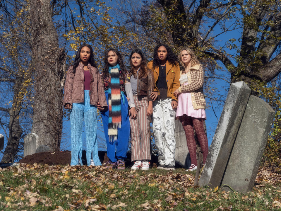 Zaria, Malia Pyles, Maia Reficco, Chandler Kinney, Bailee Madison in HBO Max 