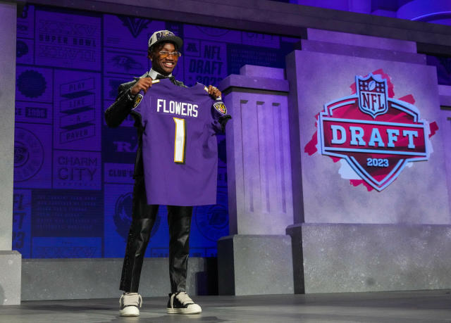 Ravens take WR Zay Flowers with 22nd pick in 1st round - WTOP News