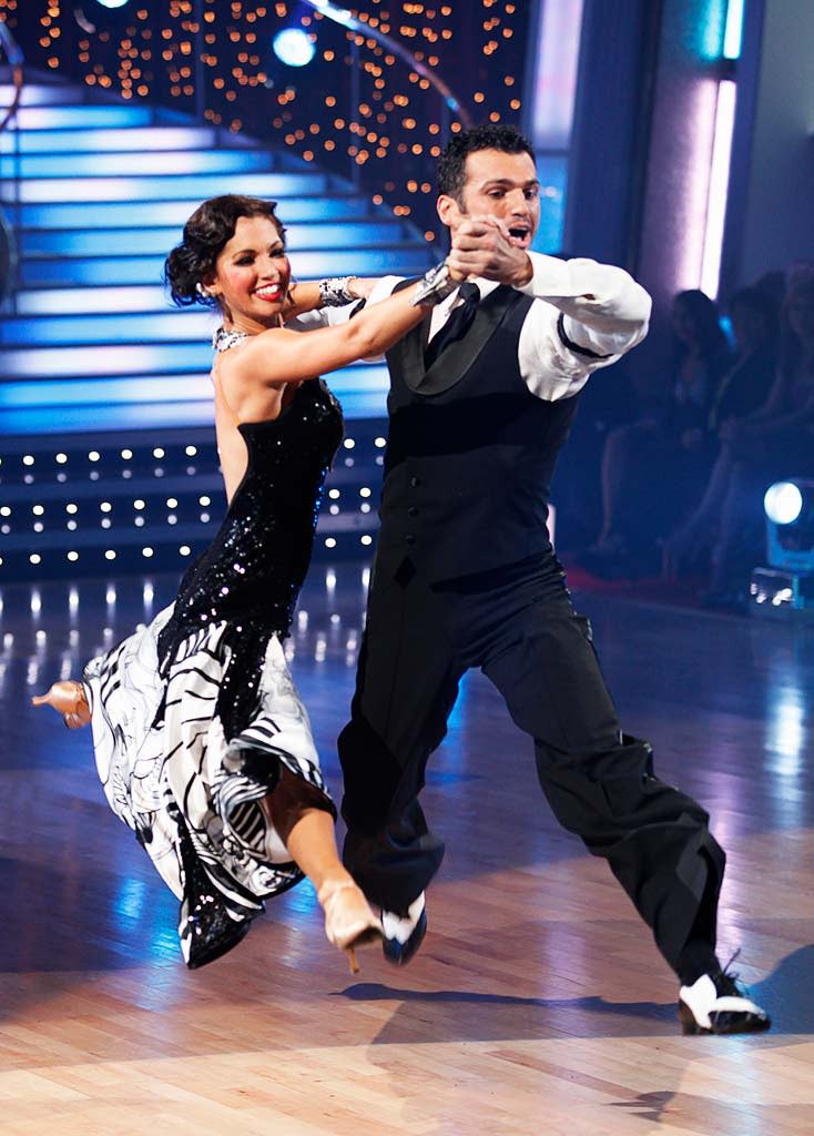 Melissa Rycroft and Tony Dovolani perform the Quickstep to "I Got Rhythm" by Judy Garland on "Dancing with the Stars."