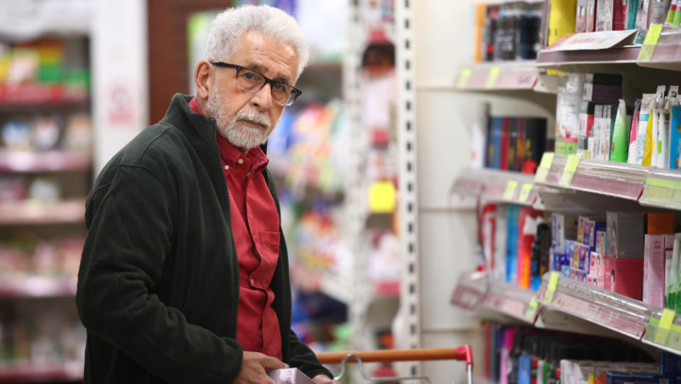 Naseeruddin Shah – “Minimum”