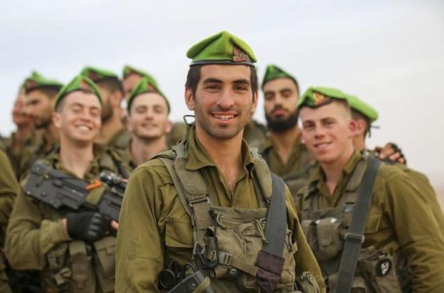 Soldados argentinos en Israel. de jóvenes que decidieron país en constante conflicto