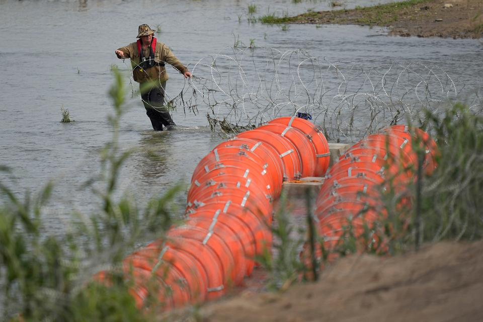 Texas prison inmates making the razor wire used by Operation Lone Star