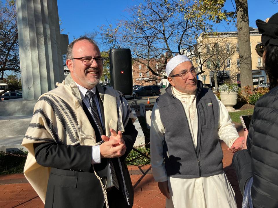 Longtime friends Rabbi David Fine and Imam Mahmoud Hamza called for mutual understanding, empathy and respect for one another’s communities in the wake of the Israel-Hamas war. They delivered their statement at Van Neste Park in Ridgewood on Nov. 3, 2023.