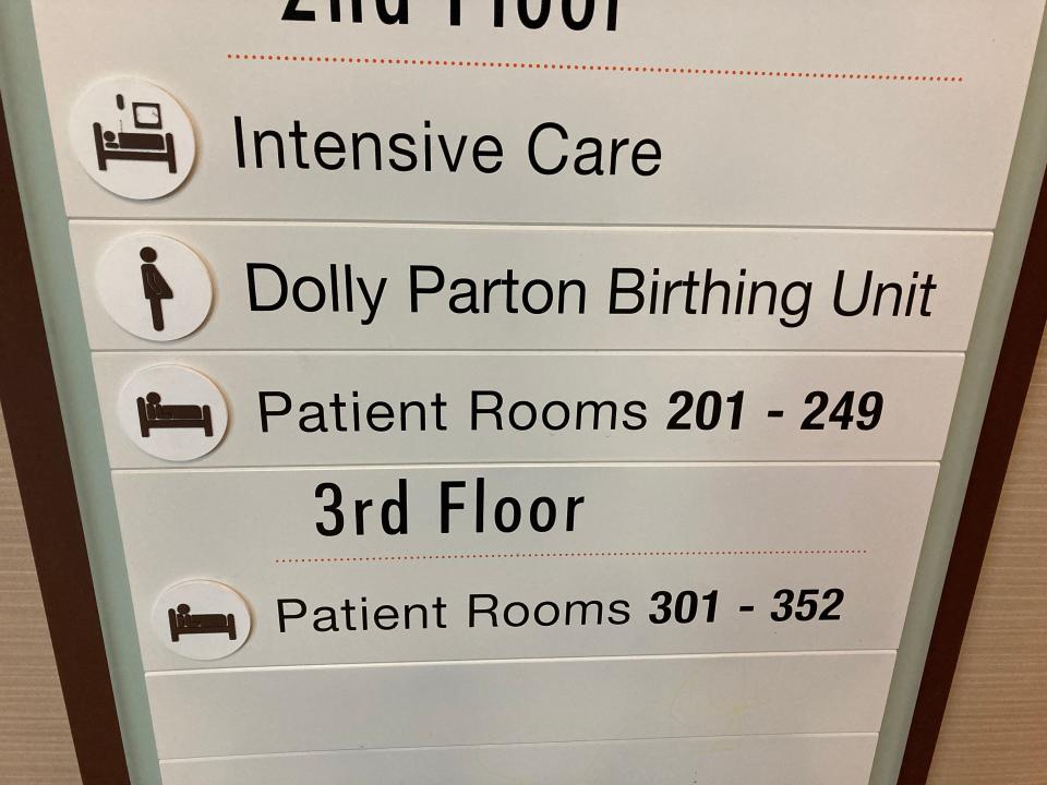 A sign at a Tennessee hospital showing the Dolly Parton Birthing Unit.