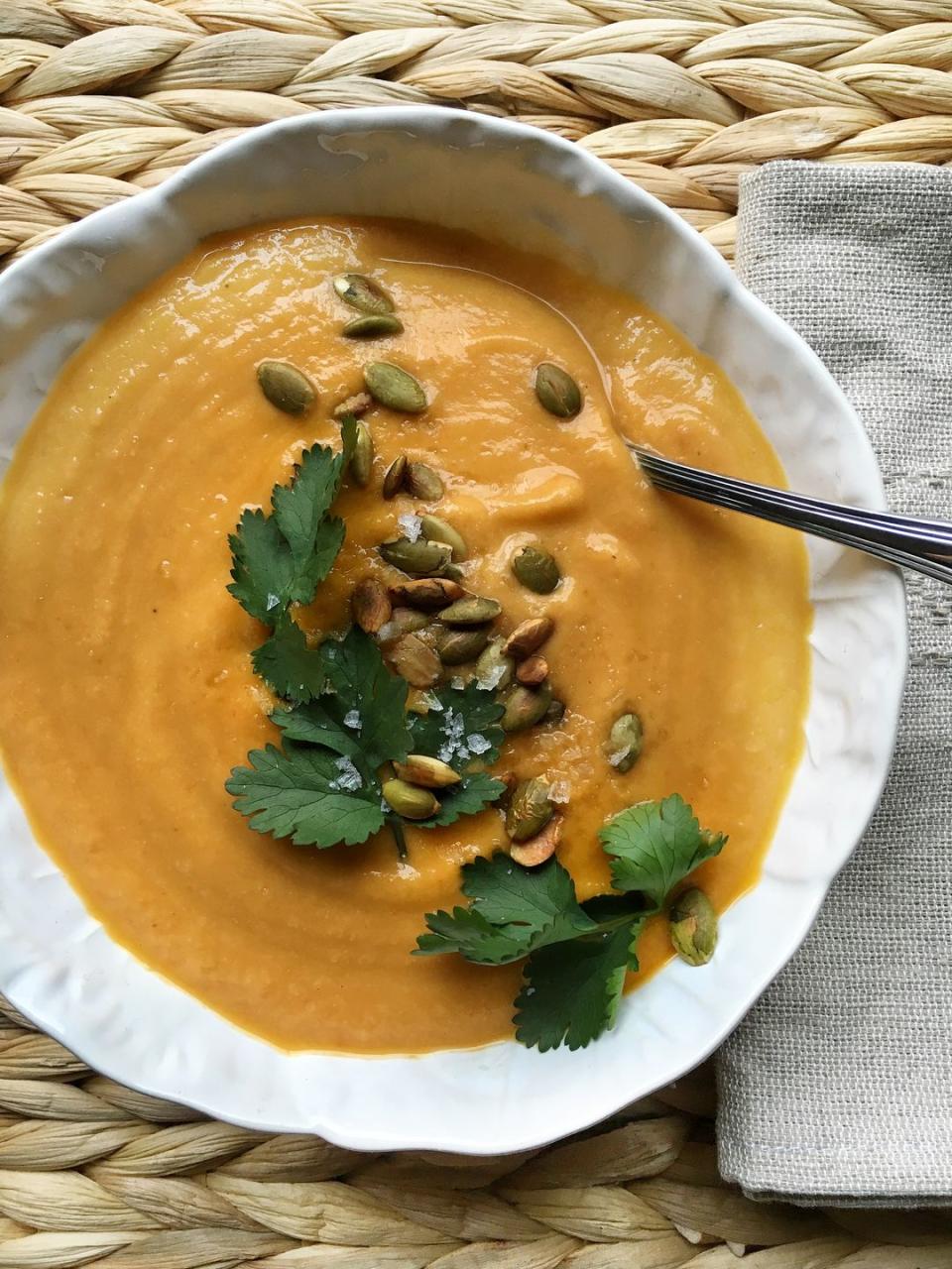 Coconut Curry Cauliflower Soup with Toasted Pepitas
