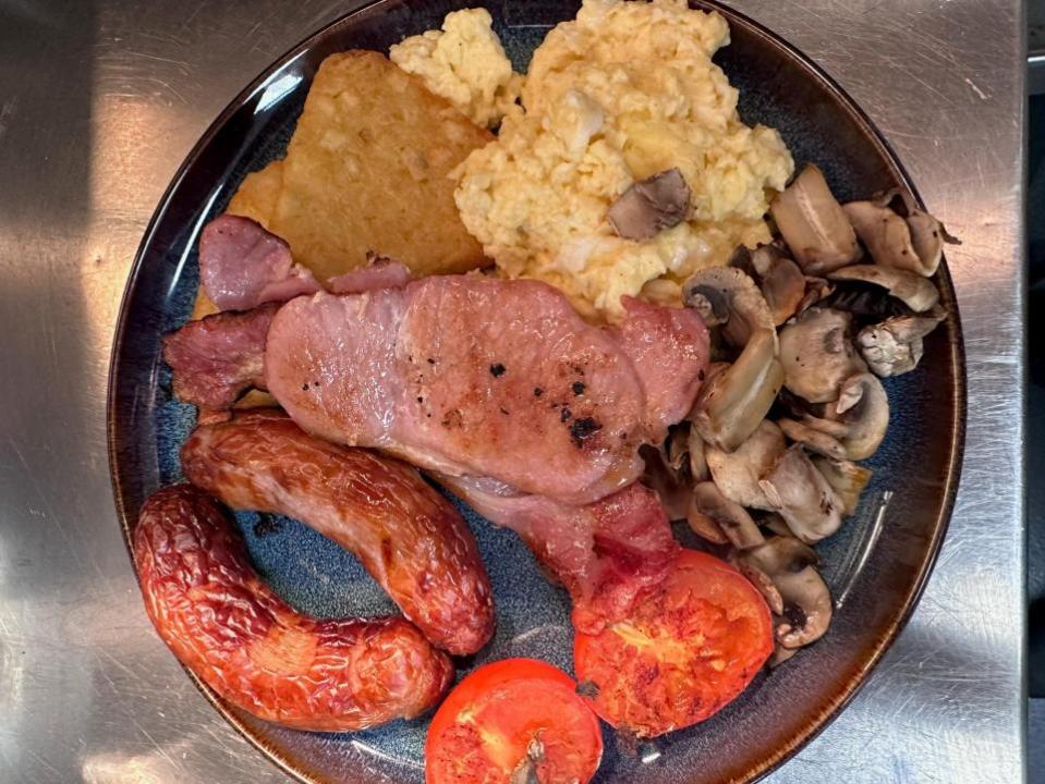 Lancashire Telegraph: Ein Frühstück, das im neuen und verbesserten The Chubby Duck verkauft wird, das jetzt in Rawtenstall ansässig ist 