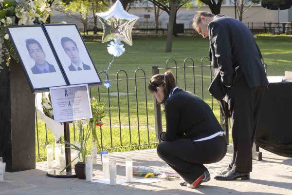 Estudiantes del Tecnológico de Monterrey montaron un altar en honor a Francisco Arredondo Verdugo y Jorge Antonio Mercado Alonso estudiantes asesinados por fuerzas de seguridad en 2010