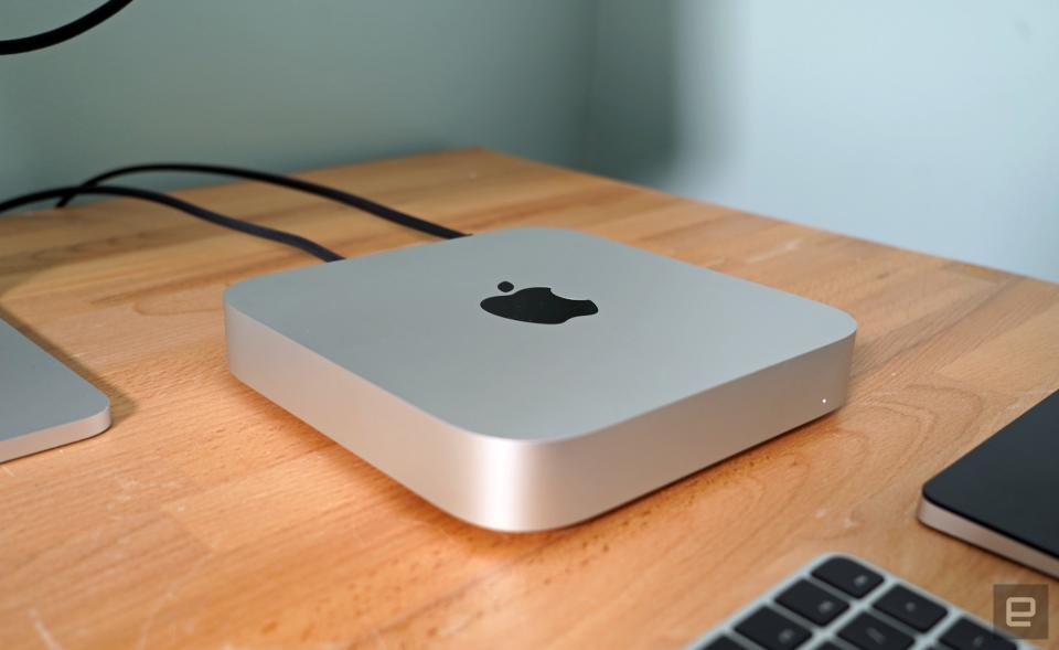 <p>Apple Mac Mini with M2 Pro side angle</p>
