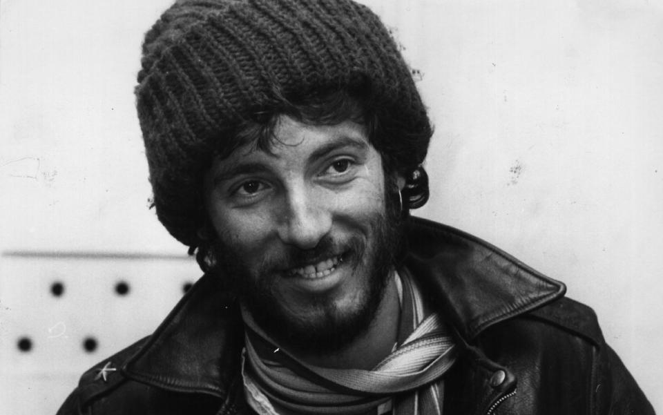 Er galt zu Beginn seiner Karriere als "der neue Bob Dylan" und wurde als "Zukunft des Rock'n'Roll" gefeiert: Bruce Springsteen 1975. (Bild: Monty Fresco/Evening Standard/Getty Images)